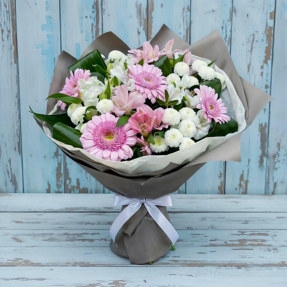 Букет цветов из: Герберы, Альстромерии и Хризантемы в Нолинске